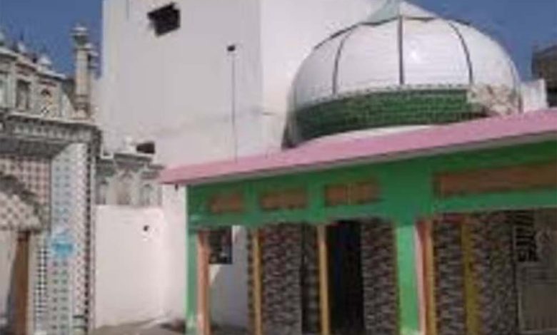 उत्तर प्रदेश में संभल के बाद अब मुरादाबाद के बिलारी में भी इस साल नेजा मेला नहीं लगेगा 1 उत्तर प्रदेश में संभल के बाद अब मुरादाबाद के बिलारी