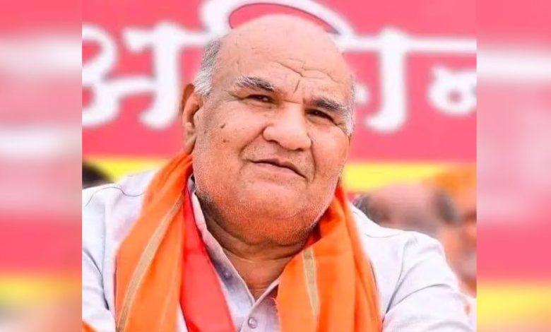 MP : मंत्री करण सिंह वर्मा अब चुनाव नहीं लड़ेंगे...! 1 एमपी के मंत्री करण सिंह वर्मा ने अपना राजनीतिक भविष्य