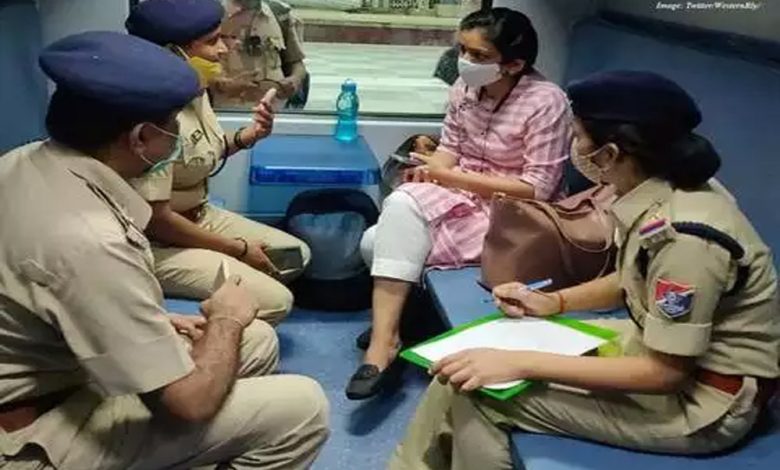 ऑपरेशन मेरी सहेली अभियान के तहत लगभग 15600 महिला यात्रियों