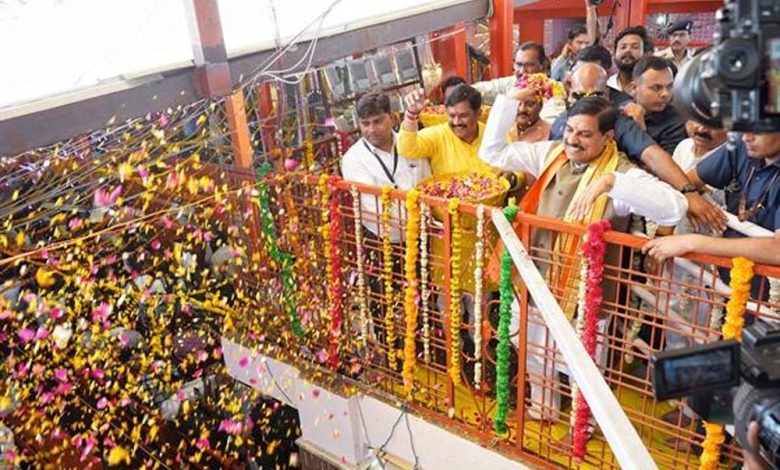 करीला धाम के विकास के लिए एक करोड़ रूपये की राशि करेंगे स्वीकृत : मुख्यमंत्री डॉ. यादव 1 करीला धाम के विकास के लिए एक करोड़ रूपये की
