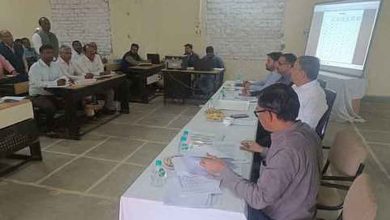 कलेक्टर रवींद्र कुमार चौधरी ने कोलारस में राजस्व और ग्रामीण