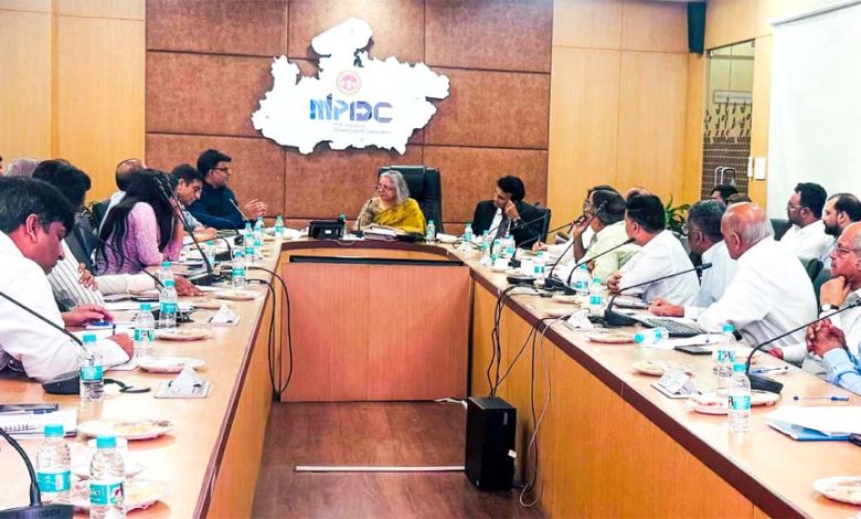 केन्द्रीय सचिव श्रीमती शमी राव ने उद्योग प्रतिनिधियों और अधिकारियों