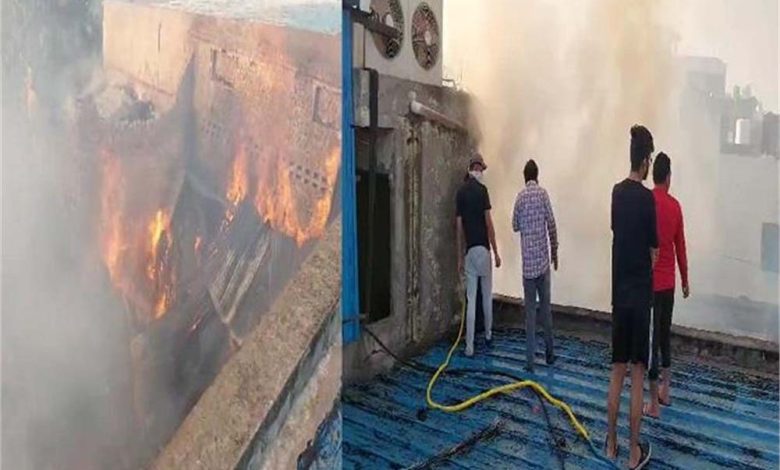 गोहाना में बरोदा रोड पर लकड़ी के आरा मिल में