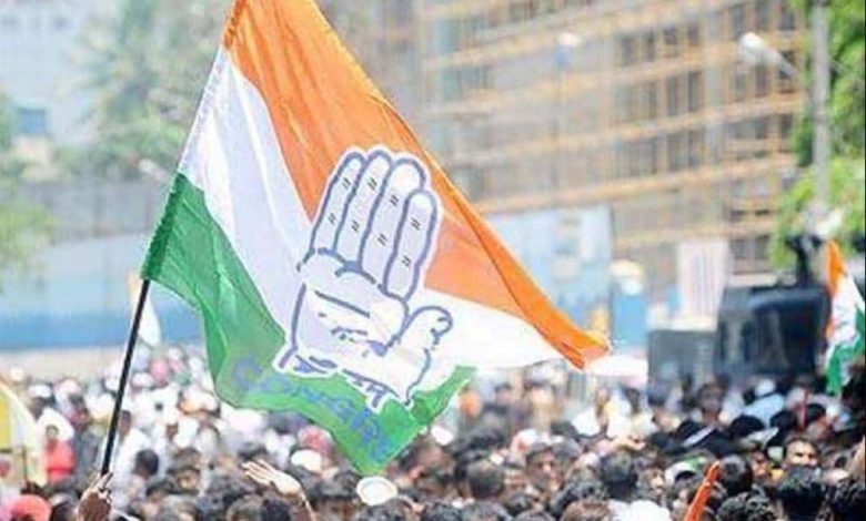 ग्वालियर में कांग्रेस नेता सुनील शर्मा पर लगाए गए आरोपों के बाद अब सियासत तेज, कांग्रेस की भीतरी लड़ाई सड़कों पर आई 1 ग्वालियर में कांग्रेस नेता सुनील शर्मा पर लगाए गए आरोपों