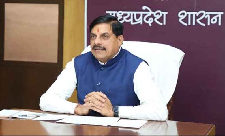 जनसामान्य की मूलभूत आवश्यकताओं के साथ उनकी आध्यात्मिक उन्नति के लिए भी प्रतिबद्ध है सरकार : मुख्यमंत्री डॉ. यादव 1 जनसामान्य की मूलभूत आवश्यकताओं के साथ उनकी आध्यात्मिक उन्नति के
