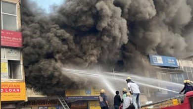 जयपुर के रोड नंबर 12 के पास मौजूद फैन बेल्ट