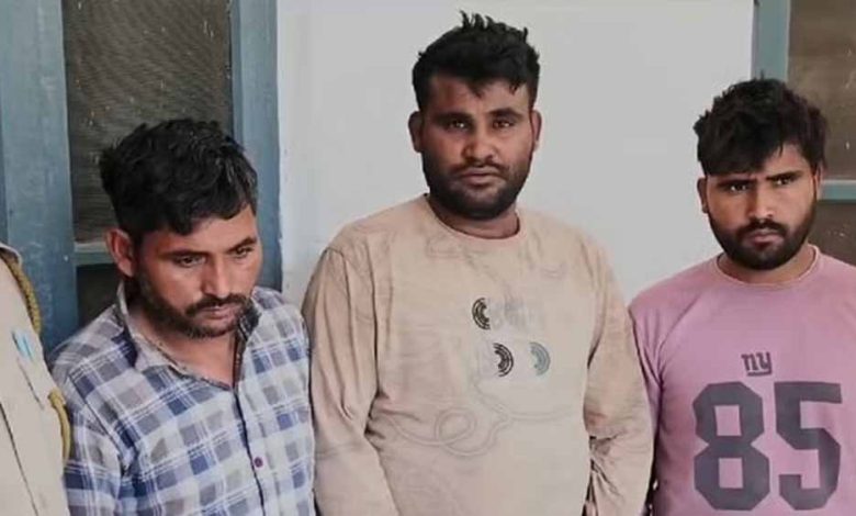 ट्रेन में चोरी करने वाली कुख्यात सांसी गैंग के चार