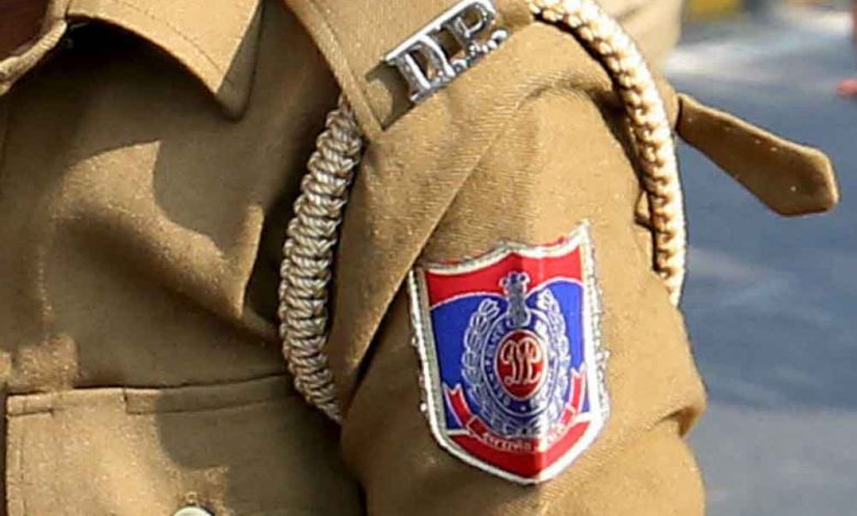 दिल्ली पुलिस ने फतेहपुर बेरी थाना क्षेत्र में एक बड़ी