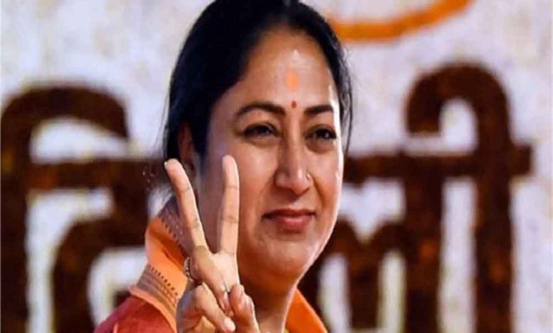 दिल्ली सीएम दिल्ली की महिलाओं को एक और सौगात देने