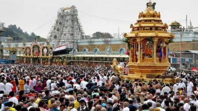 देश के सबसे धनी मंदिर अरबों रुपये का चढ़ावा करोड़ों