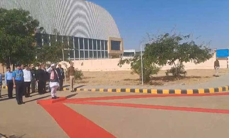 दो दिवसीय दौरे पर जैसलमेर पहुंचे राज्यपाल हरिभाऊ बागडे