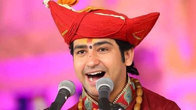 पंडित दीरेंद्र शास्त्री ने जातिगत जनगणना को देश को बांटने