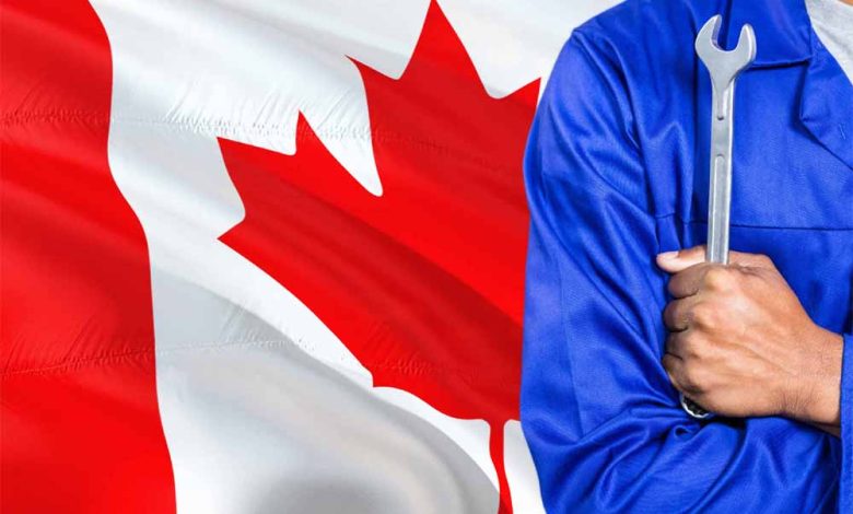 बढ़ई प्लंबर को परमानेंट रेजिडेंसी क्यों दे रहा कनाडा