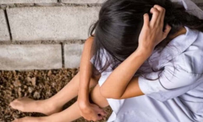बांका से भाई-बहन के पवित्र रिश्ते को शर्मसार करने वाली घटना सामने आई, चचेरे भाई ने बहन के साथ किया दुष्कर्म 1 बांका से भाई बहन के पवित्र रिश्ते को शर्मसार करने वाली