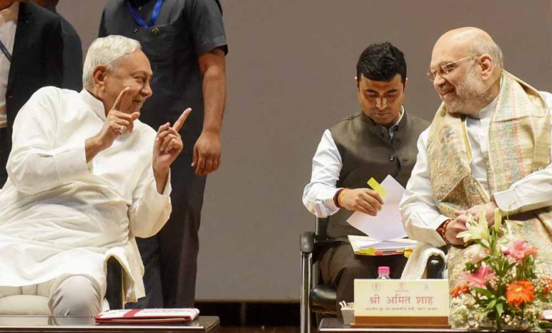 बाबासाहेब की जयंती पर बिहार में जगमगाएंगी दलित बस्तियां, जेडीयू ने निकाला कांग्रेस का तोड़ 1 बाबासाहेब की जयंती पर बिहार में जगमगाएंगी दलित बस्तियां जेडीयू