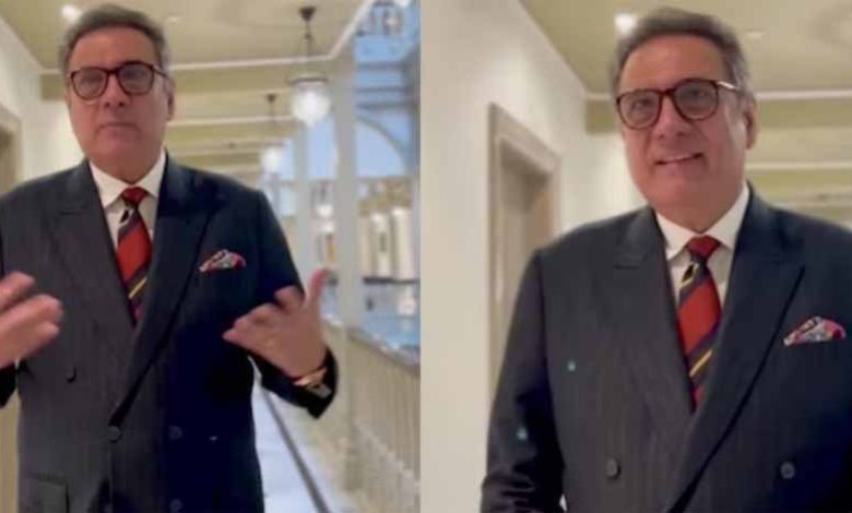 बोमन ईरानी ताज होटल पहुंच हुए इमोशनल 1 बोमन ईरानी ताज होटल पहुंच हुए इमोशनल