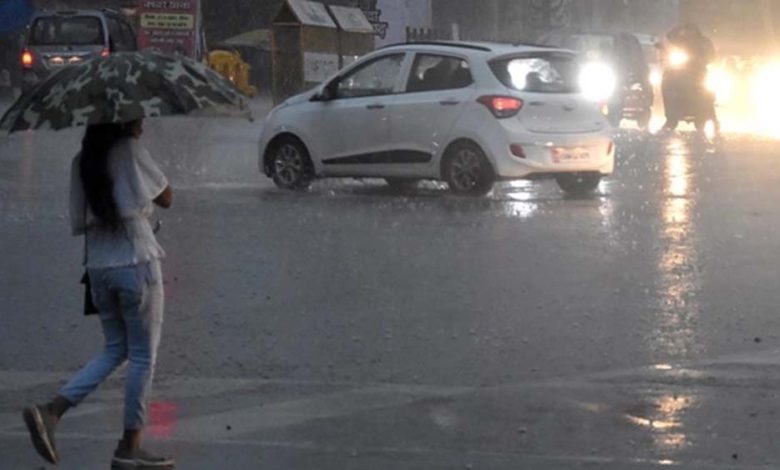 मध्य प्रदेश के कुछ इलाकों में गर्मी के तीखे तेवर के बीच बादल छाने लगे, 5 जिलों में आज बारिश के आसार 1 मध्य प्रदेश के कुछ इलाकों में गर्मी के तीखे तेवर