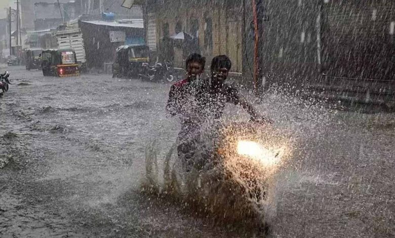 मध्य प्रदेश में सोमवार से फिर बदलेगा मौसम, एक्टिव हो रहा नया सिस्टम 1 मध्य प्रदेश में सोमवार से फिर बदलेगा मौसम एक्टिव हो