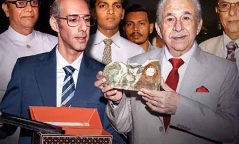 मेड इन इंडिया ए टाइटन स्टोरी नाम से बनाई जा रही