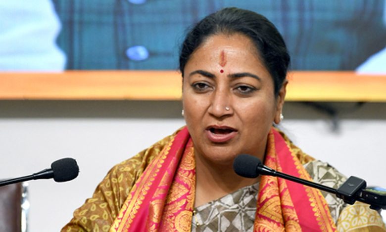 राजधनी दिल्ली की 18 लाख महिलाओं के ही खाते में