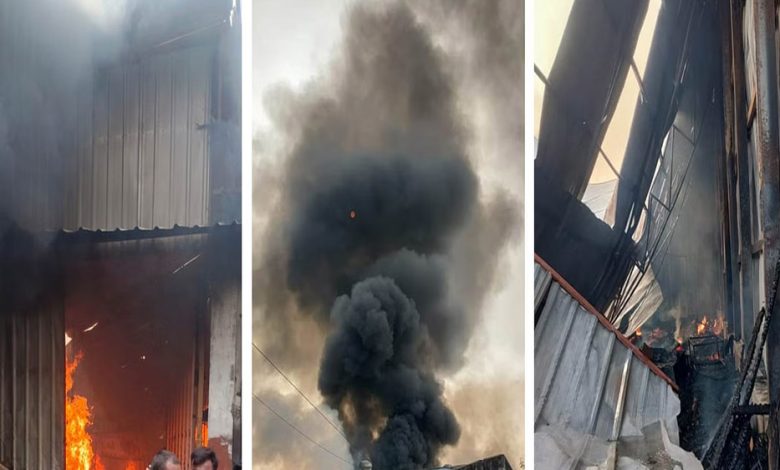 राजधानी भोपाल के इंडस्ट्रीयल एरिया में भीषण आग, एक फैक्ट्री और कारों के शोरूम जले 1 राजधानी भोपाल के इंडस्ट्रीयल एरिया में भीषण आग एक फैक्ट्री