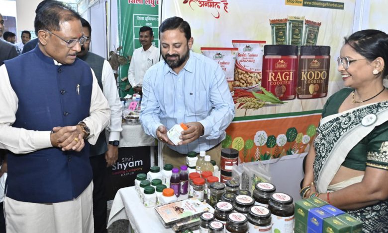 रायपुर वन आधारित आजीविका को मजबूत कर जनजातीय समाज