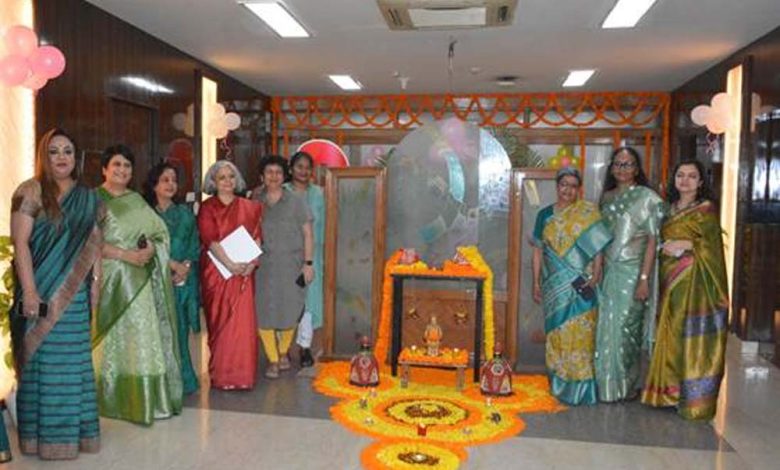रेलवे बोर्ड ने रेल भवन में उत्साह के साथ अंतर्राष्ट्रीय महिला दिवस मनाया 1 रेलवे बोर्ड ने रेल भवन में उत्साह के साथ अंतर्राष्ट्रीय