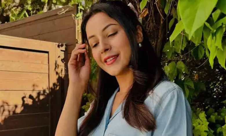 शहनाज़ गिल का एक पुराना वीडियो चर्चा में 1 शहनाज़ गिल का एक पुराना वीडियो चर्चा में