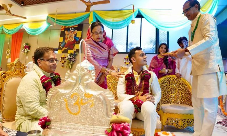 शिवराज सिंह चौहान के घर बेटे कार्तिकेय की हल्दी रस्म