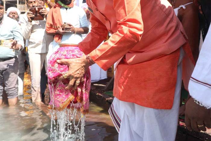 श्रीकृष्ण ने जहां की लीलाएं और जहां पड़े उनके चरण, सभी देवस्थानों को तीर्थ के रूप में करेंगे विकसित : मुख्यमंत्री डॉ. यादव 1 श्रीकृष्ण ने जहां की लीलाएं और जहां पड़े उनके चरण