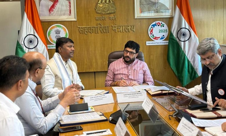 सहकारिता मंत्री केदार कश्यप ने केंद्रीय राज्यमंत्री से की मुलाकात 1 सहकारिता मंत्री केदार कश्यप ने केंद्रीय राज्यमंत्री से की मुलाकात