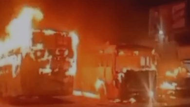 सिंगरौली में बस स्टैंड पर दो बसों में आग लगी