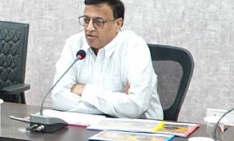 सिंहस्थ निर्माण कार्यों को गुणवत्ता और समय सीमा मे काम