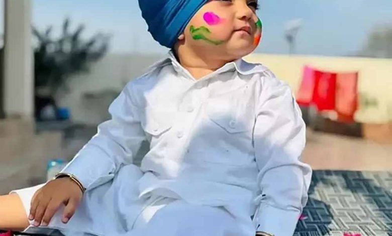 सिद्धू मूसेवाला के छोटे भाई एक बार फिर सोशल मीडिया पर छाया, होली की तस्वीरें इंटरनेट वायरल 1 सिद्धू मूसेवाला के छोटे भाई एक बार फिर सोशल मीडिया