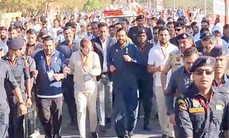 सोनीपत में स्थित दीन बंधु छोटूराम विश्वविद्यालय से हॉफ मैराथन