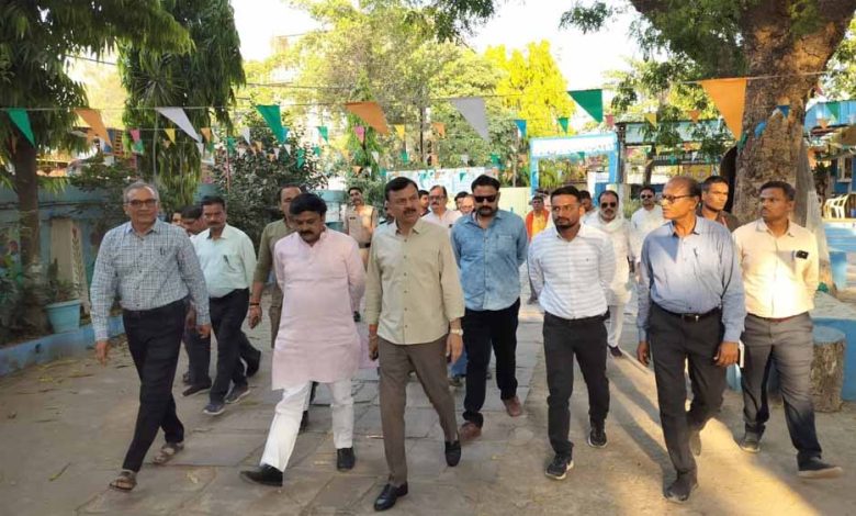 स्कूल शिक्षा मंत्री सिंह ने शासकीय कन्या शाला गाडरवारा का किया निरीक्षण 1 स्कूल शिक्षा मंत्री सिंह ने शासकीय कन्या शाला गाडरवारा का