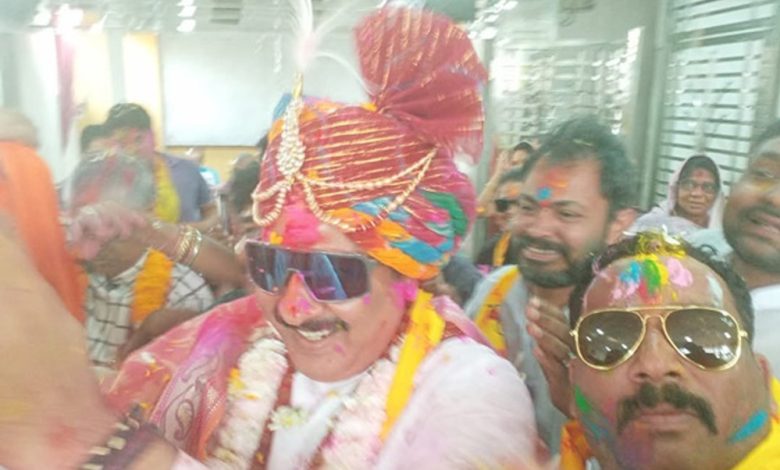 होली के दूसरे दिन प्रसिद्ध पांच दिवसीय महादेव की होली की धूम सीहोर में, अघोरी भी शामिल हुए 1 होली के दूसरे दिन प्रसिद्ध पांच दिवसीय महादेव की होली