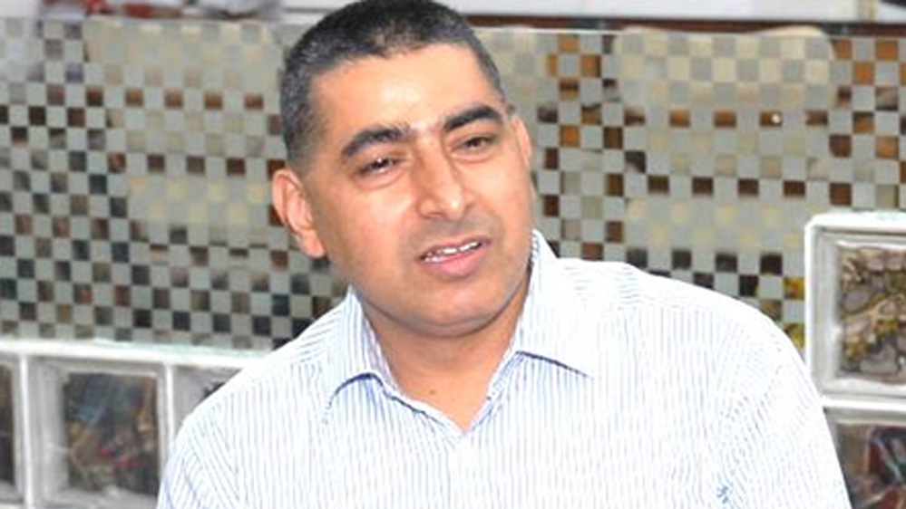 अधिकारियों को अपने अधिकारों की जानकारियॉ होना चाहिए गुलशन