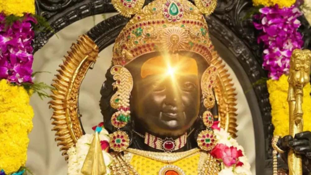 अयोध्या में रामनवमी पर जश्न का माहौल, श्रीराम के जन्मोत्सव के उल्लास में रामनगरी डूबी 6 अयोध्या में रामनवमी पर जश्न का माहौल श्रीराम के जन्मोत्सव