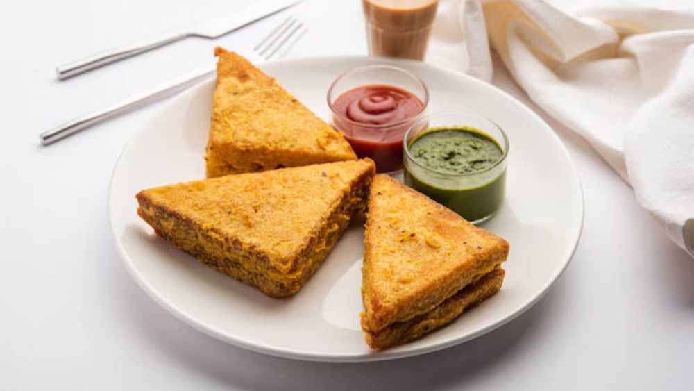 इस आसान रेसx200dिपी से तैयार करें ब्रेड पकाैड़े