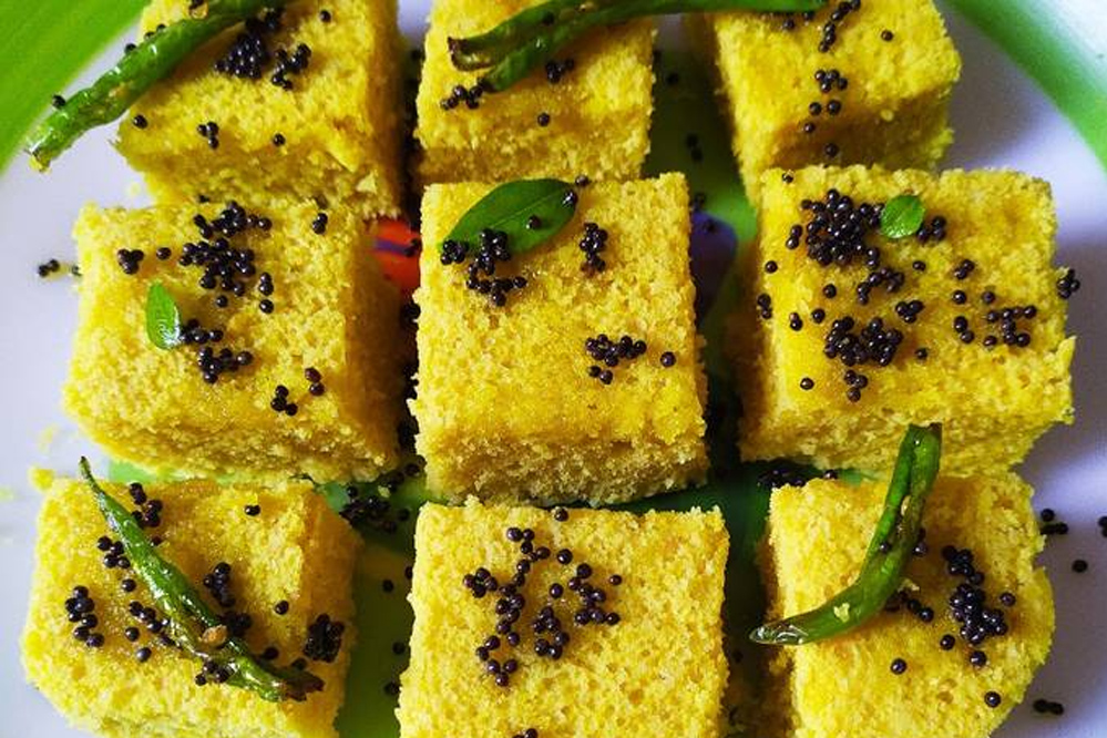 एकदम सॉफ्ट और स्पंजी और झटपट ढ़ोकला बनाने का सबसे