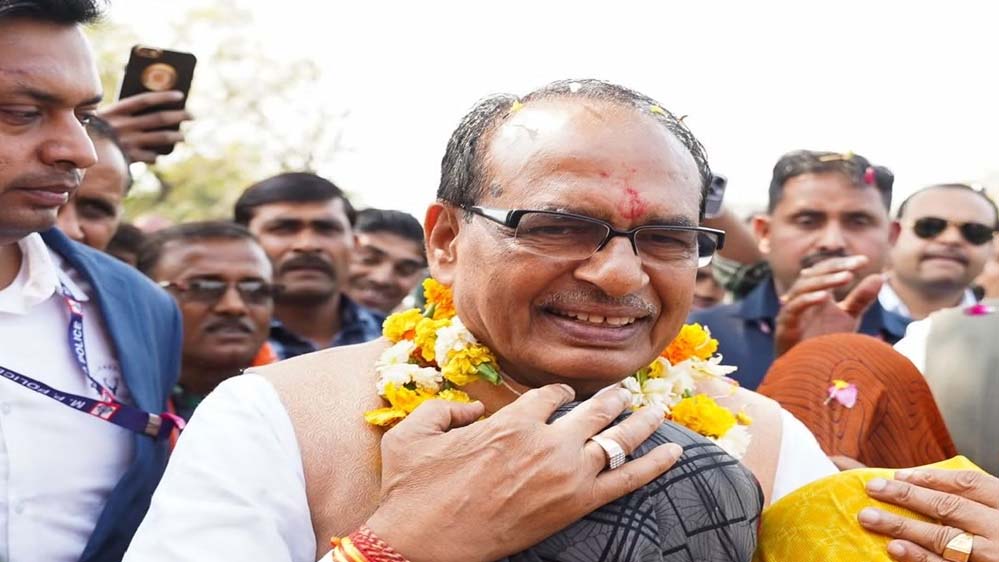 कन्नौद पहुंचे केंद्रीय मंत्री शिवराज सिंह चौहान विकास कार्यों का