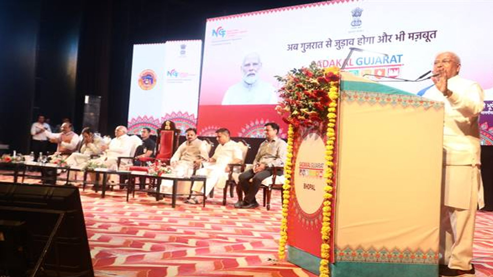 गुजराती संस्कृति में समरसता का अद्भुत भाव : राज्यपाल पटेल 6 गुजराती संस्कृति में समरसता का अद्भुत भाव राज्यपाल पटेल