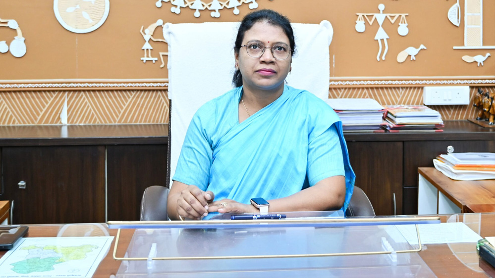 जनदर्शन में प्राप्त आवेदनों का त्वरित निराकरण करने कलेक्टर ने दिए निर्देश 6 जनदर्शन में प्राप्त आवेदनों का त्वरित निराकरण करने कलेक्टर ने