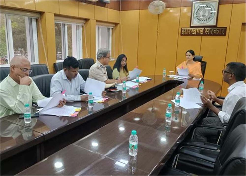 झारखंड के मुख्य सचिव की अध्यक्षता में संपन्न बैठक में