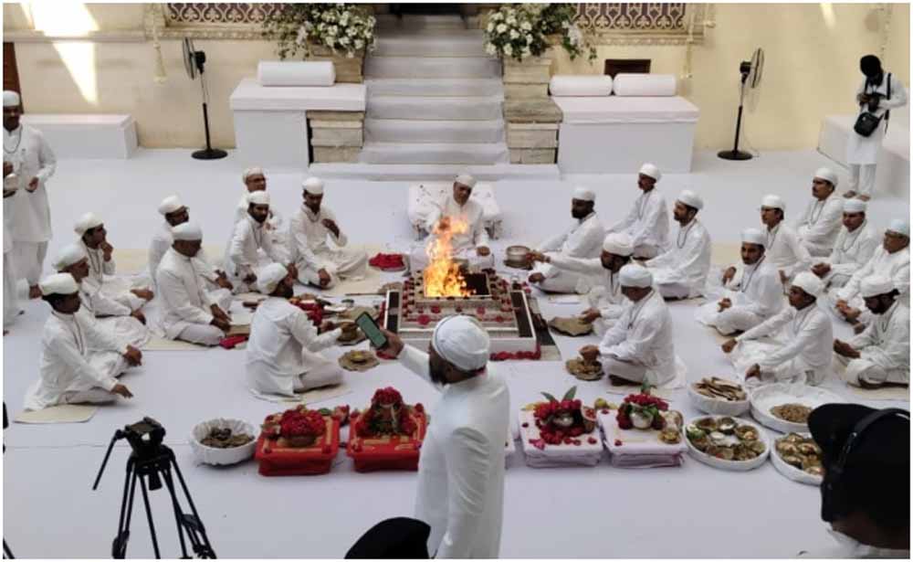 डॉ लक्ष्यराज सिंह मेवाड़ के गद्दी उत्सव का कार्यक्रम शुरू