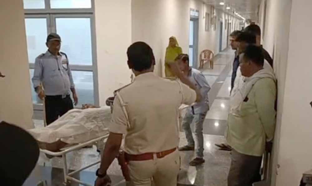 दरभंगा के पर्यवेक्षण गृह में बाल बंदी की संदिग्ध मौत, जांच में जुटी पुलिस 6 दरभंगा के पर्यवेक्षण गृह में बाल बंदी की संदिग्ध मौत