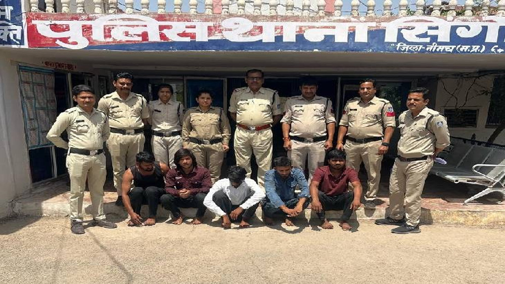 नीमच में 3 जैन मुनियों पर लाठी डंडे से हमला हनुमान