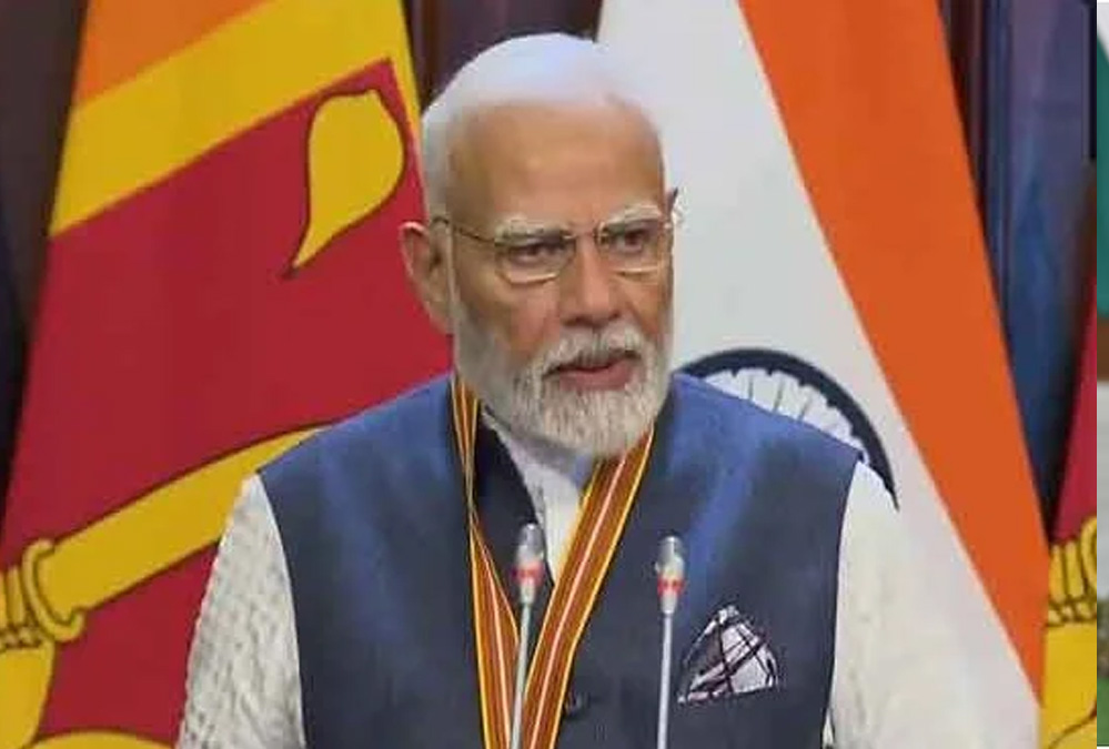 पीएम मोदी को श्रीलंका द्वारा प्रतिष्ठित मिथ्रा विभूषण पदक से