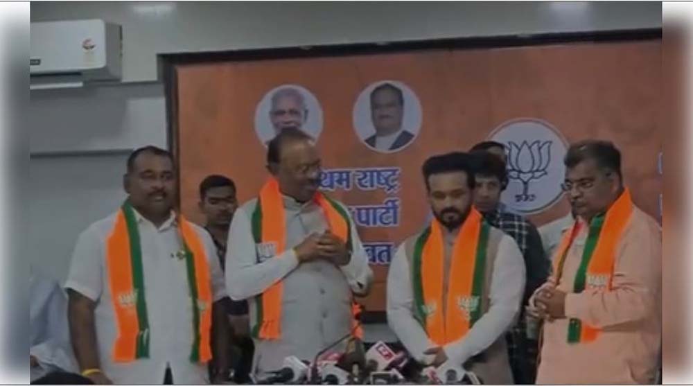 पूर्व क्रिकेटर केदार जाधव ने थामा भाजपा का दामन बावनकुले